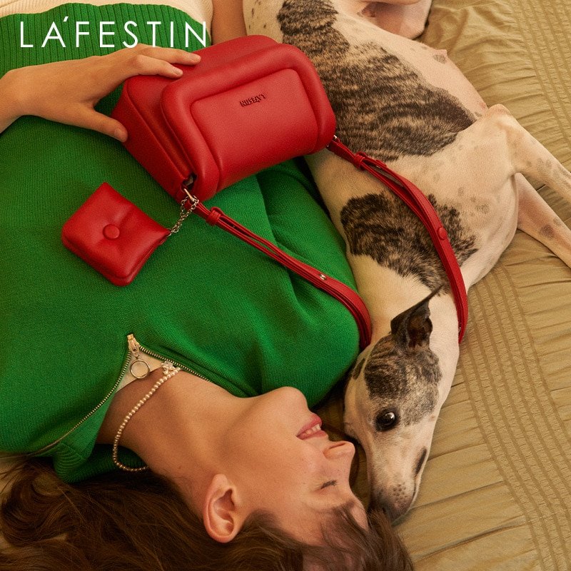 LAFESTIN Free Hugs Bag 1 LAFESTIN Free Hugs Bag 1